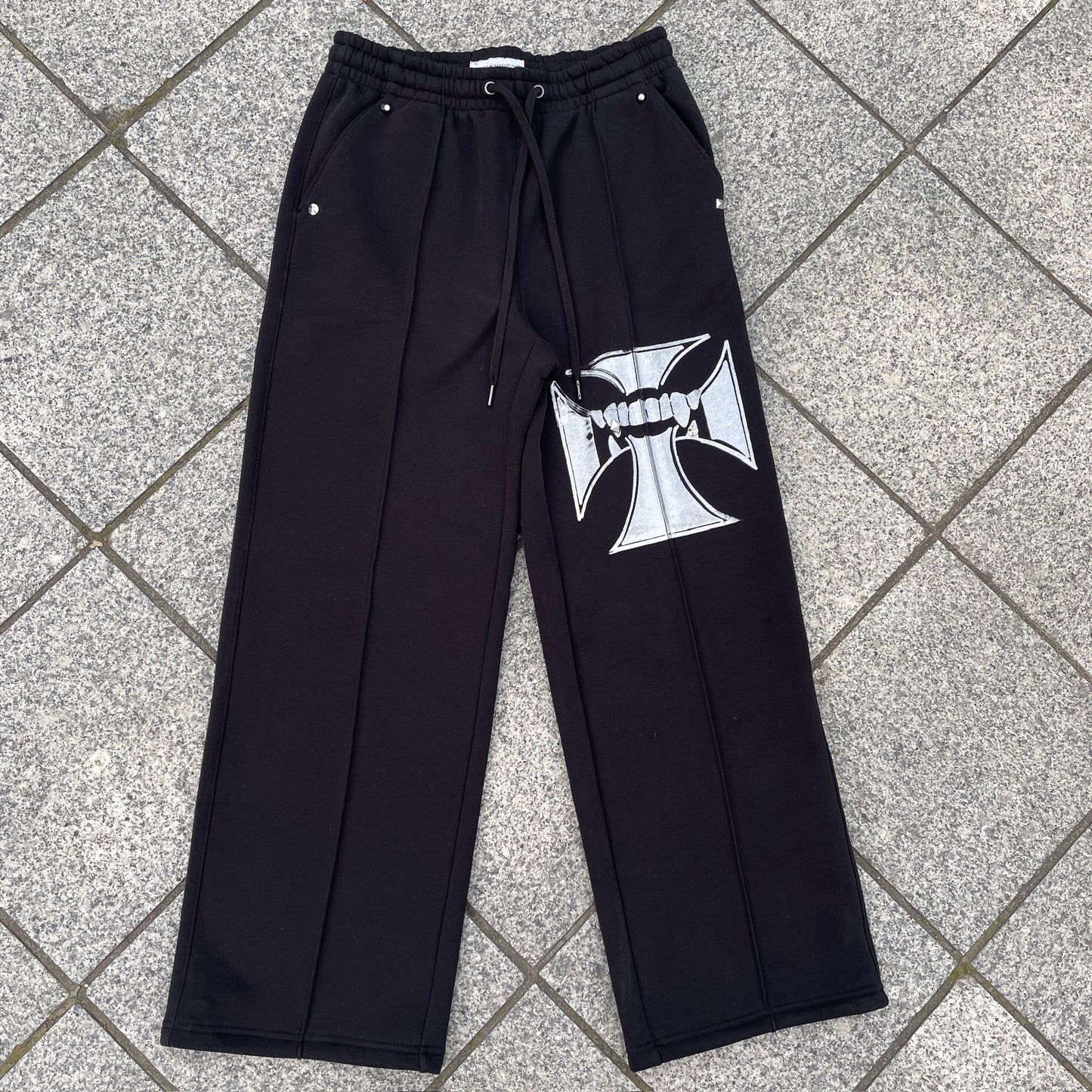 iron cross put on studs pants