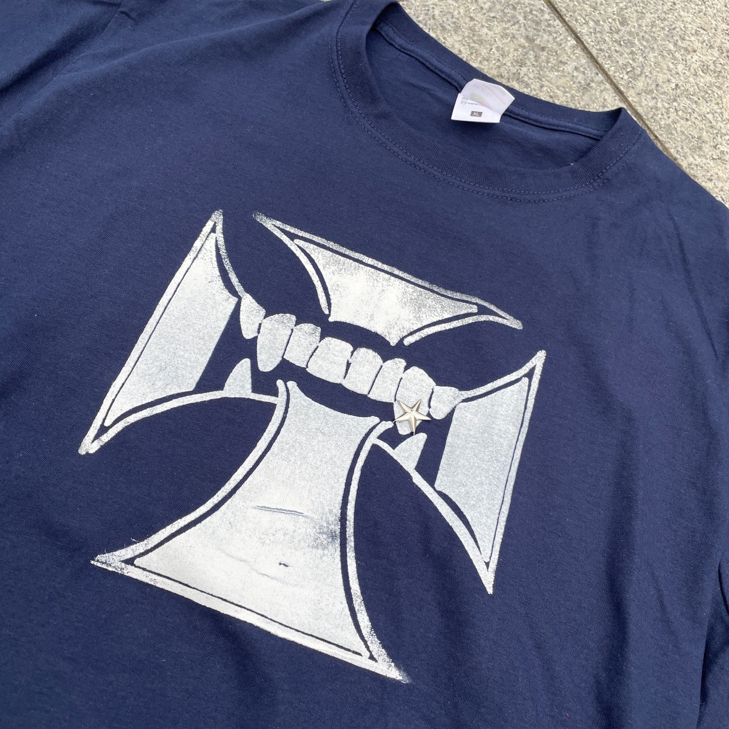 iron cross put on studs T-shirts