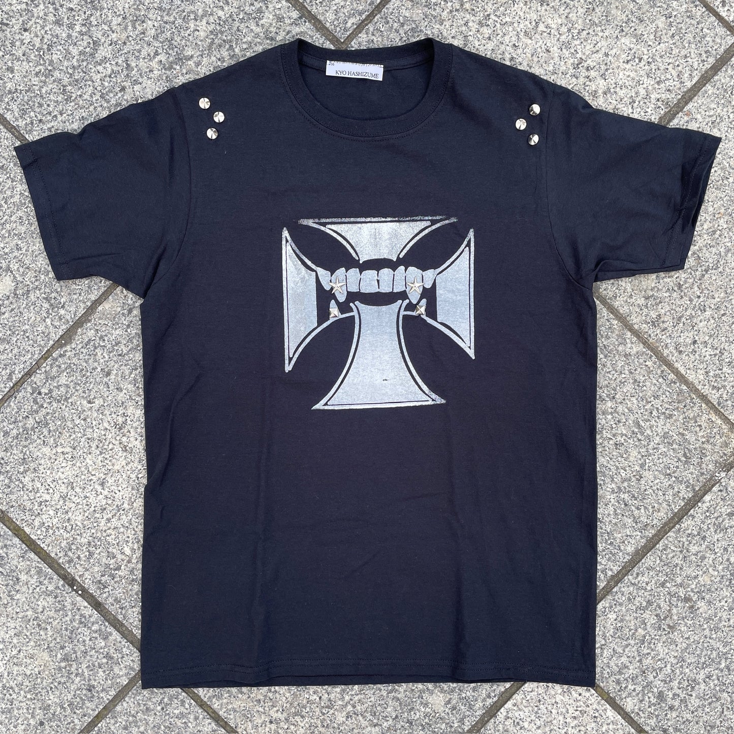 iron cross put on studs T-shirts