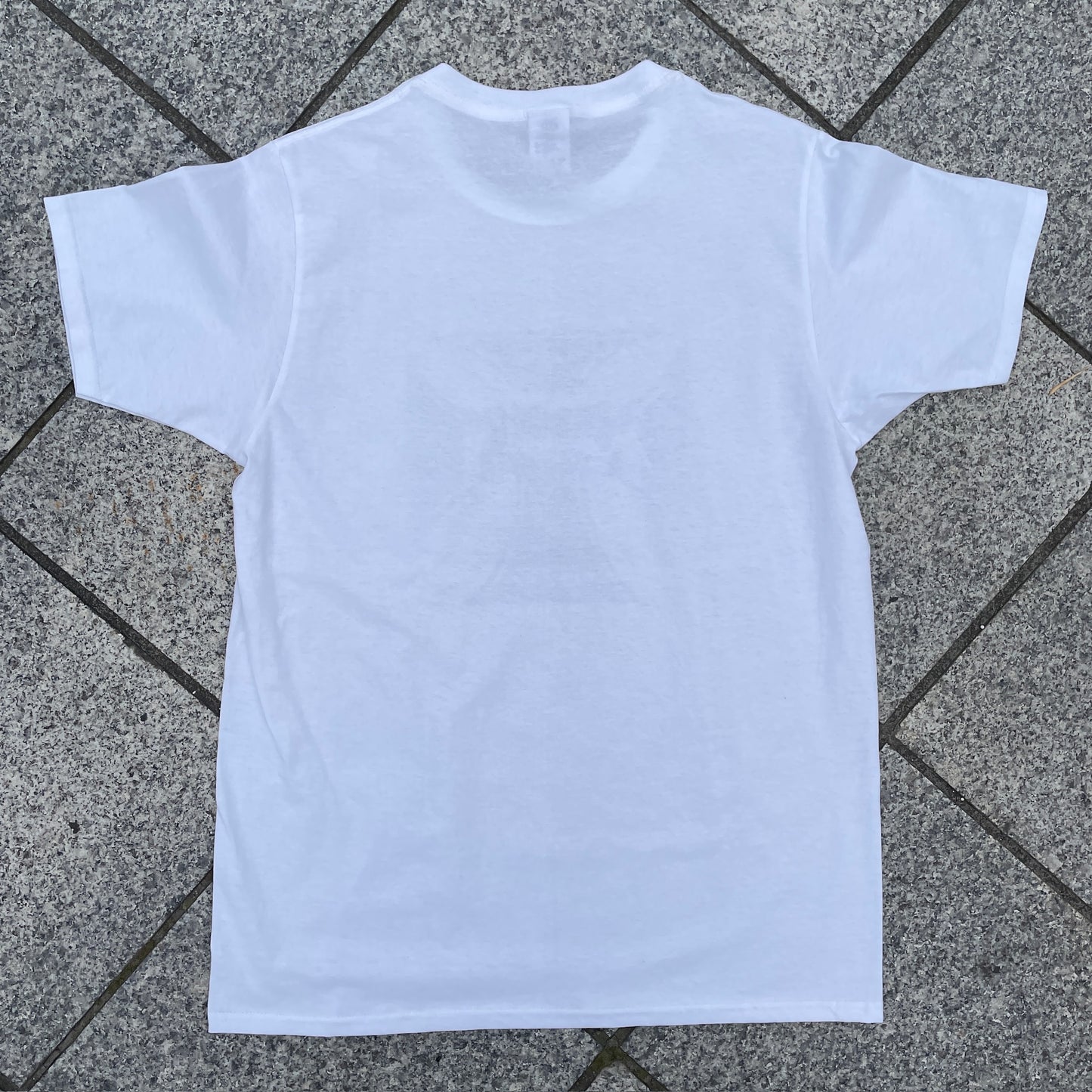 iron cross put on studs T-shirts