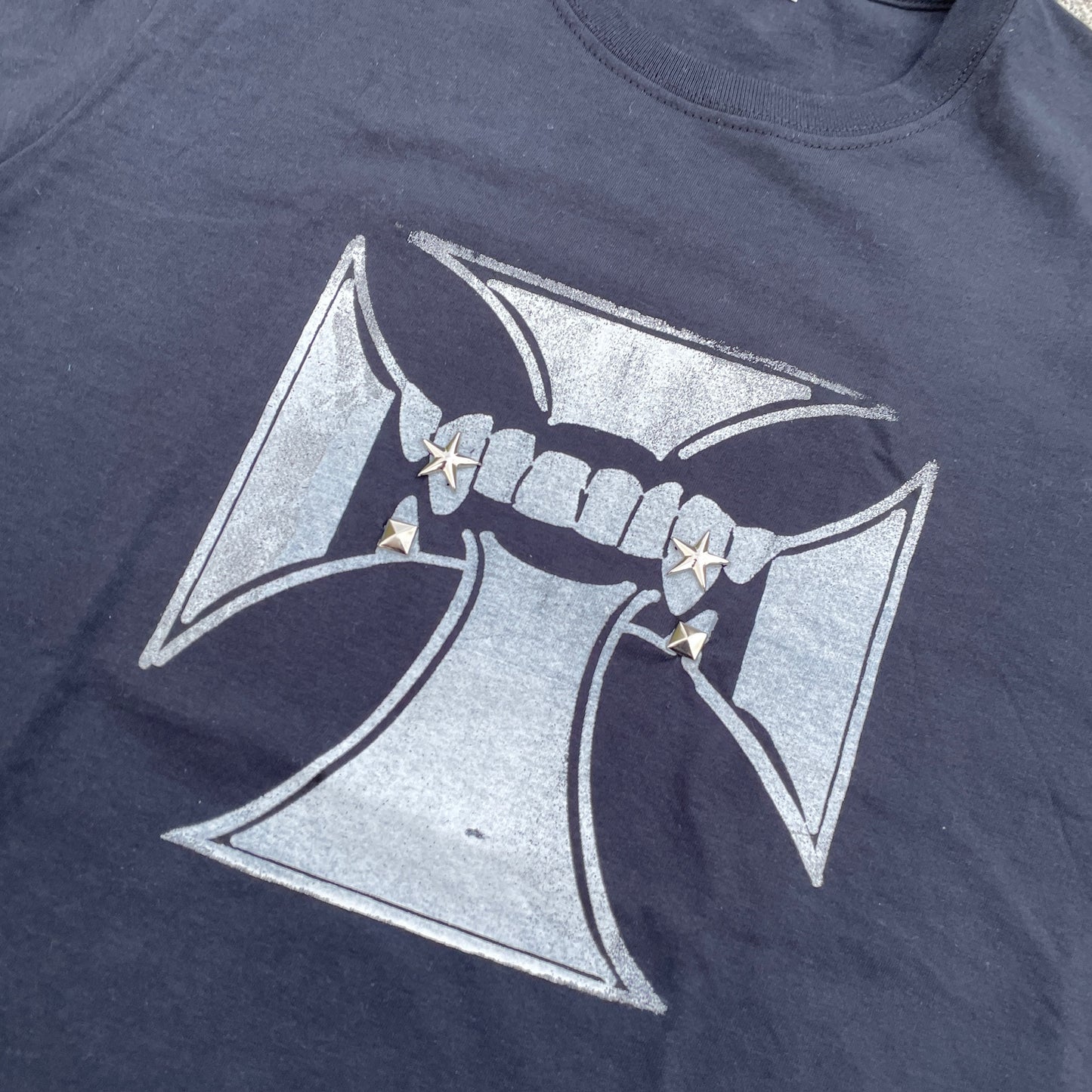 iron cross put on studs T-shirts