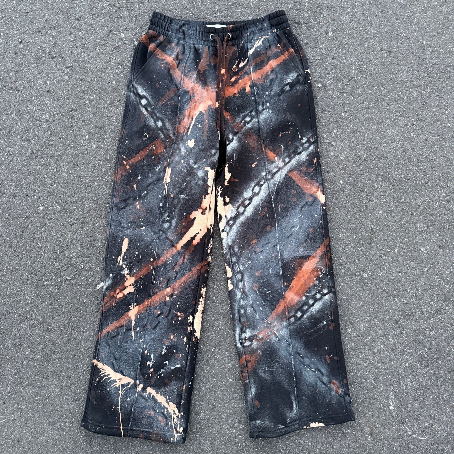 bleach sweat pants  chain art