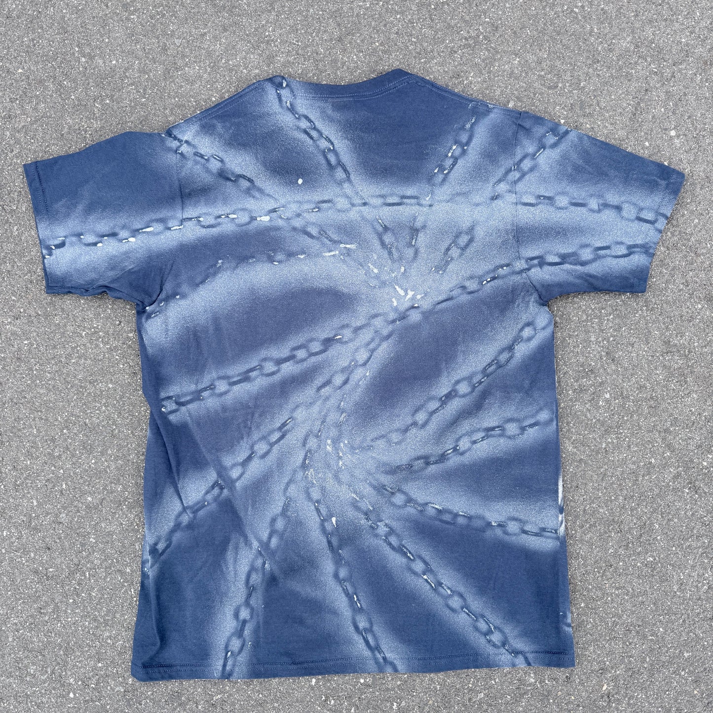 chain art iron cross T shirt