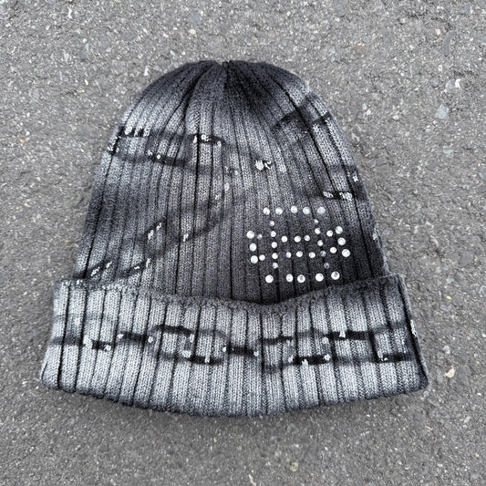chain art beanie